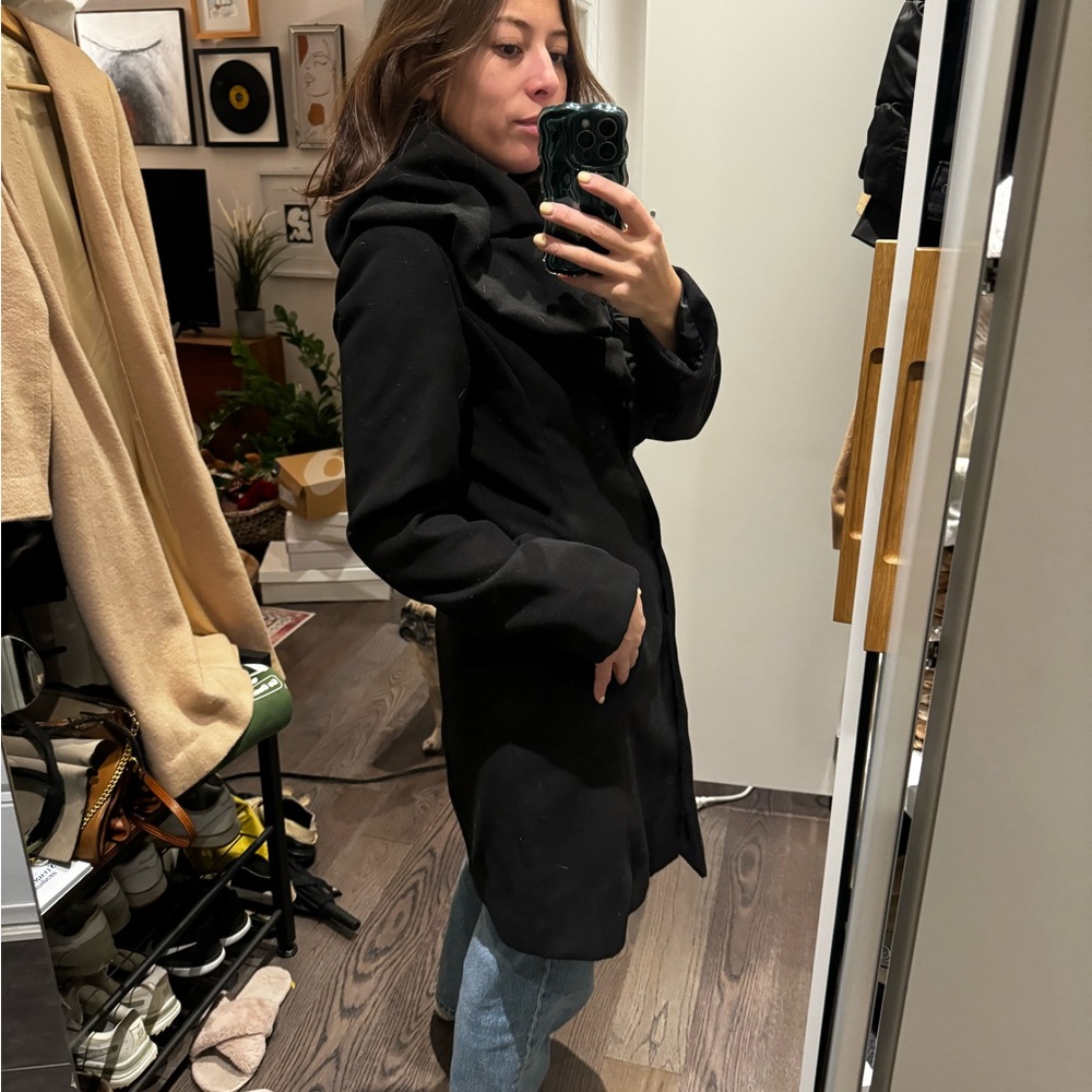 Black button jacket